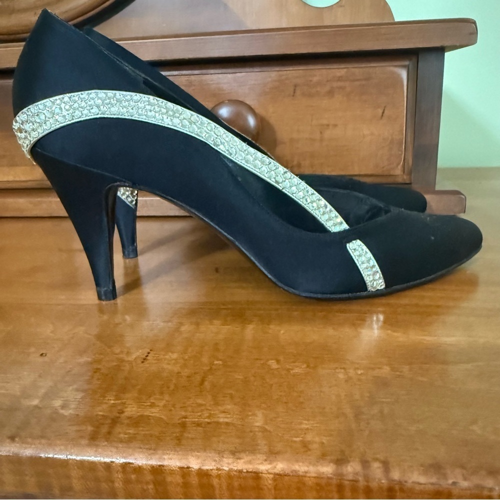 Stuart Weitzman Black Heels  pump rhinestones bling satin formal woman 8 shoe - Picture 6 of 11